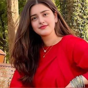 Meet your Posher, Luna